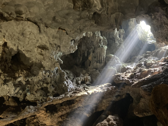 鍾乳洞