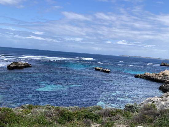 美しい海の青色