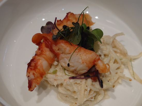 前菜、オマール海老だったかな