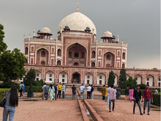 タージマハルの原型となった「フユマーン廟」
