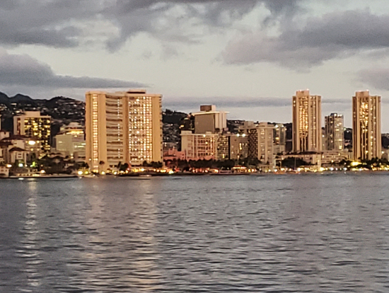 ホテル群の夜景