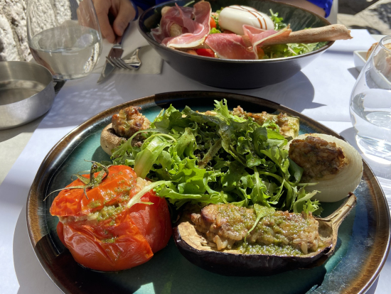 グラースで昼食