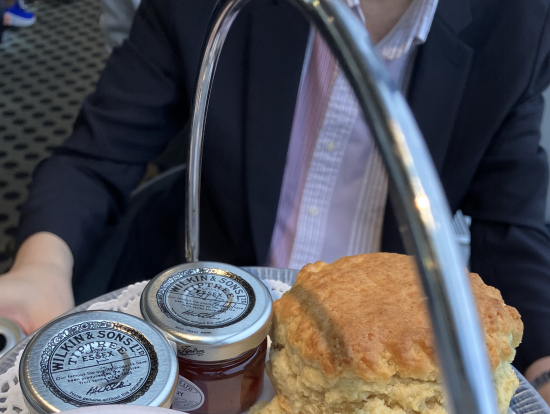 スコーンは美味!