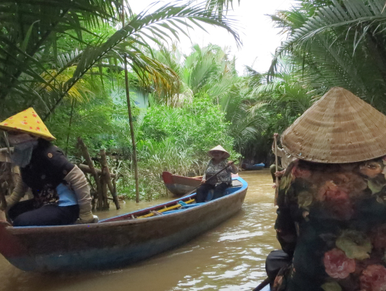 メコンデルタの島内の移動