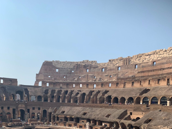 奴隷戦士や猛獣がどのようにコロッセオに上がるのかの説明