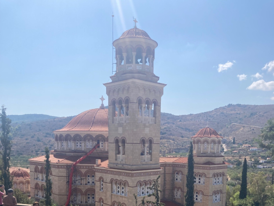 修道院全体(地元の人に愛される修道院でした)