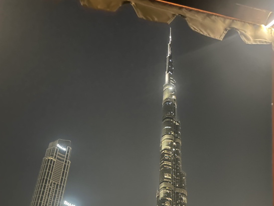 ブルジェハリファのプロジェクションマッピング