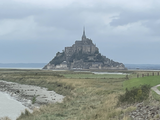 あいにくの曇り空