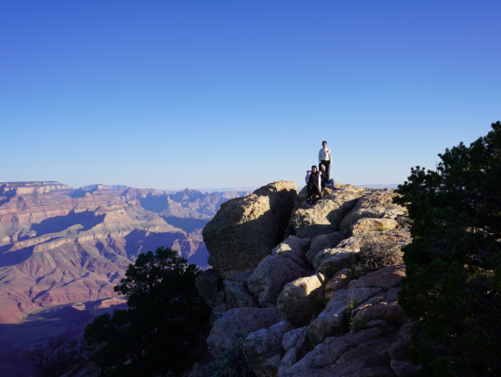 登る際にハラハラしましたが、とても素敵な写真を撮っていただきました。