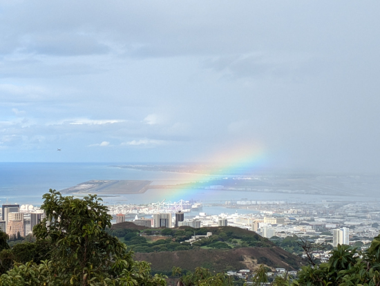 タンタラスの丘からの虹