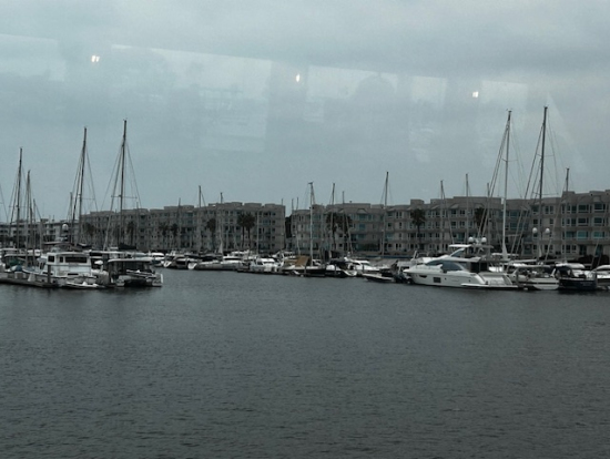 ヨットハーバー