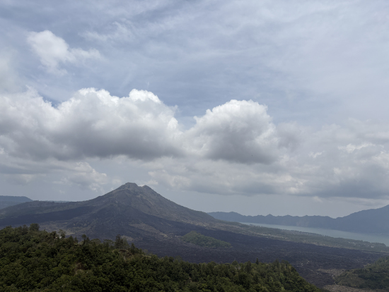 キンタマーニ高原