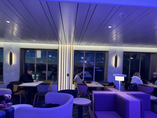 早朝便は日の出はキレイでした