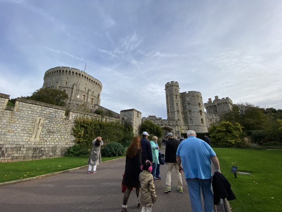 ウィンザー城の内部に向けて進みます