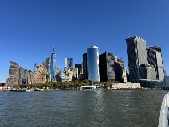 船の上から大迫力のマンハッタン