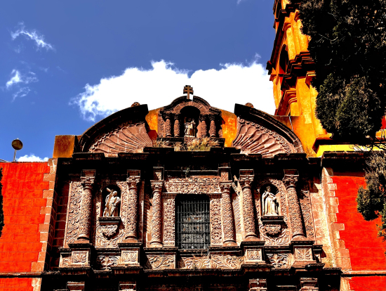 元気になれる色彩の街