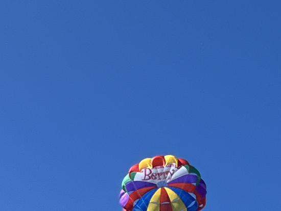 とてもキレイな空と海