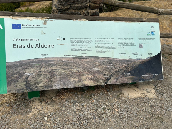 シエラ・ネバダを望む展望台