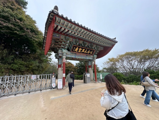 石窟庵一柱門