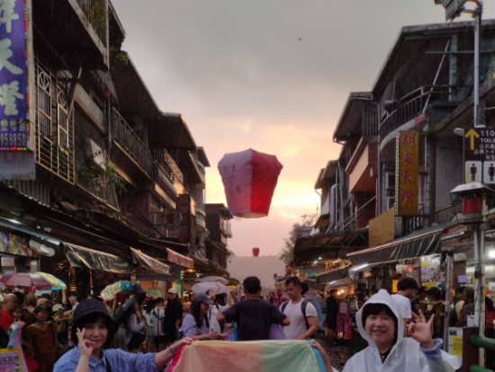 線路で上げる十分のランタンが楽しい