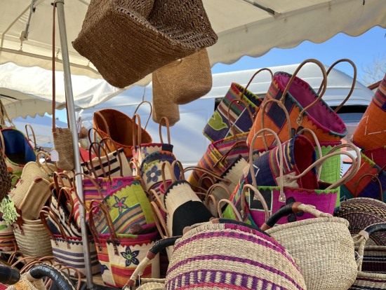 エスペレットの楽しい青空マーケット