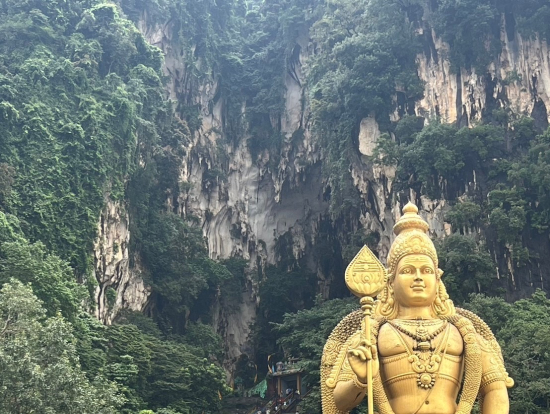 バトゥ洞窟 神秘的でした。