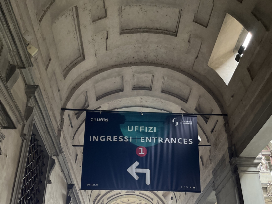 予約なしでは並びます