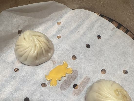 かにみそ入りの小籠包