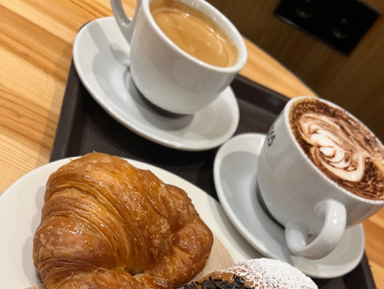 朝ごはんは、みんな大好き365!