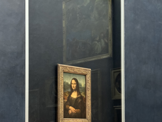 すごい人だかり