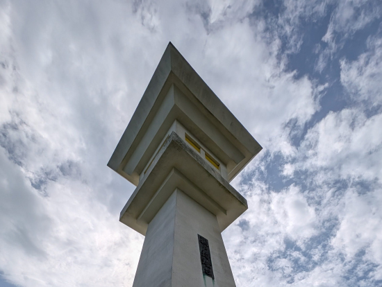 鵜戸神宮近くの鵜戸埼灯台