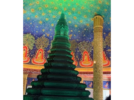 ワット・パクナム